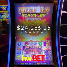 A Ascensão dos Esportes Eletrônicos: Um Novo Paradigma no Entretenimento